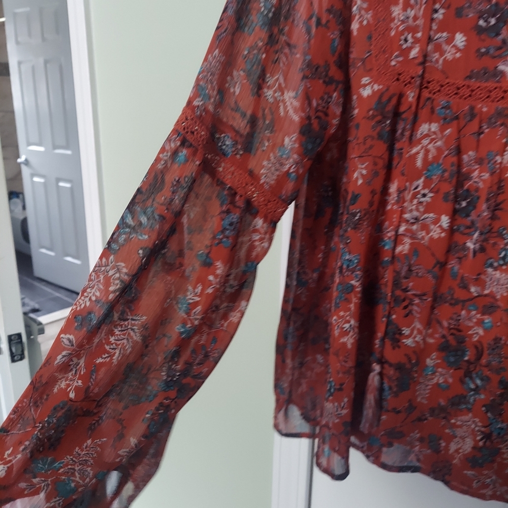 KNOX ROSE BLOUSE. LARGE - Picture 8 of 12